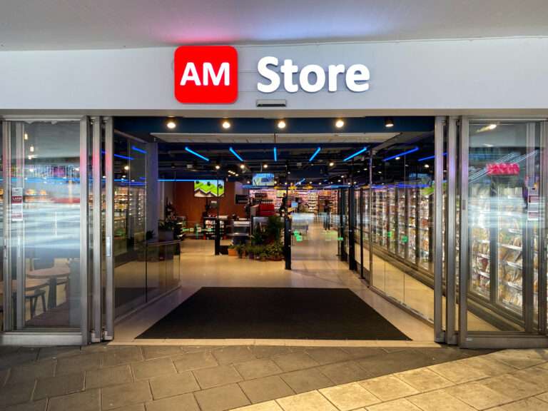 Goodiebags vid Grand Opening hos AM Store i Westfield Mall | Pepperdeals.se