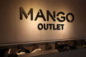 MANGO Outlet - stora rabatter på Herr och Dam upp till 70% - tex Regular fit-skjorta 100% linne